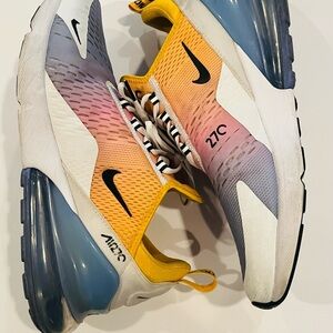 Size 10.5 Nike Air Max 270 Summer Gradient